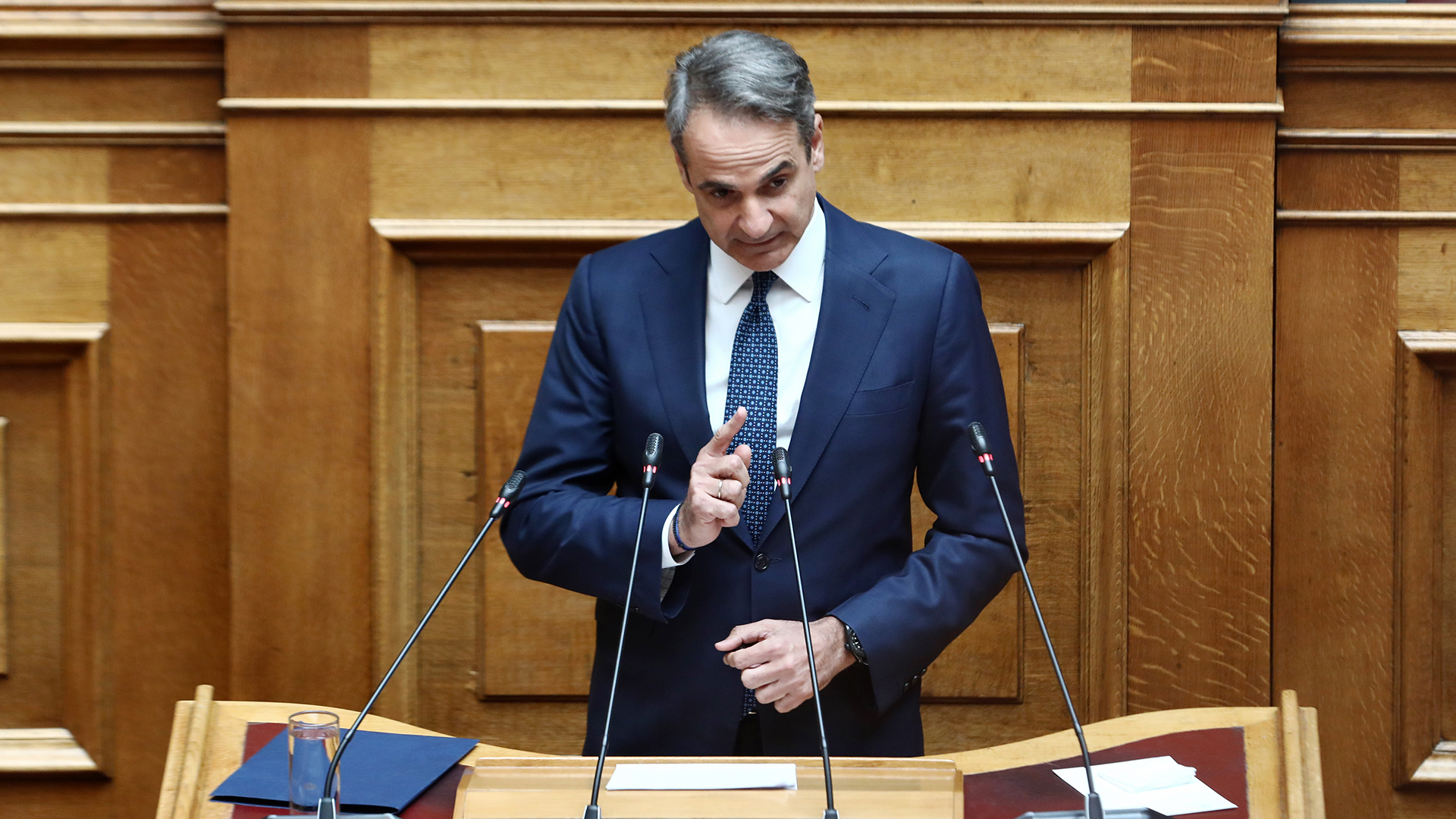 Τέμπη: Live η συζήτηση στη Βουλή για  τη σύσταση Προανακριτικής-1