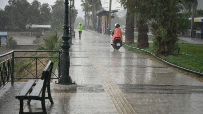 εκτακτο-δελτίο-από-την-εμυ-ισχυρές-κατ-563685313
