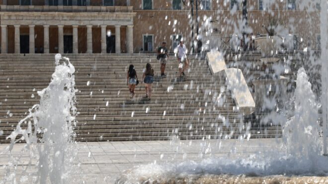 καιρός-σε-κλοιό-καύσωνα-η-χώρα-εως-το-563682568