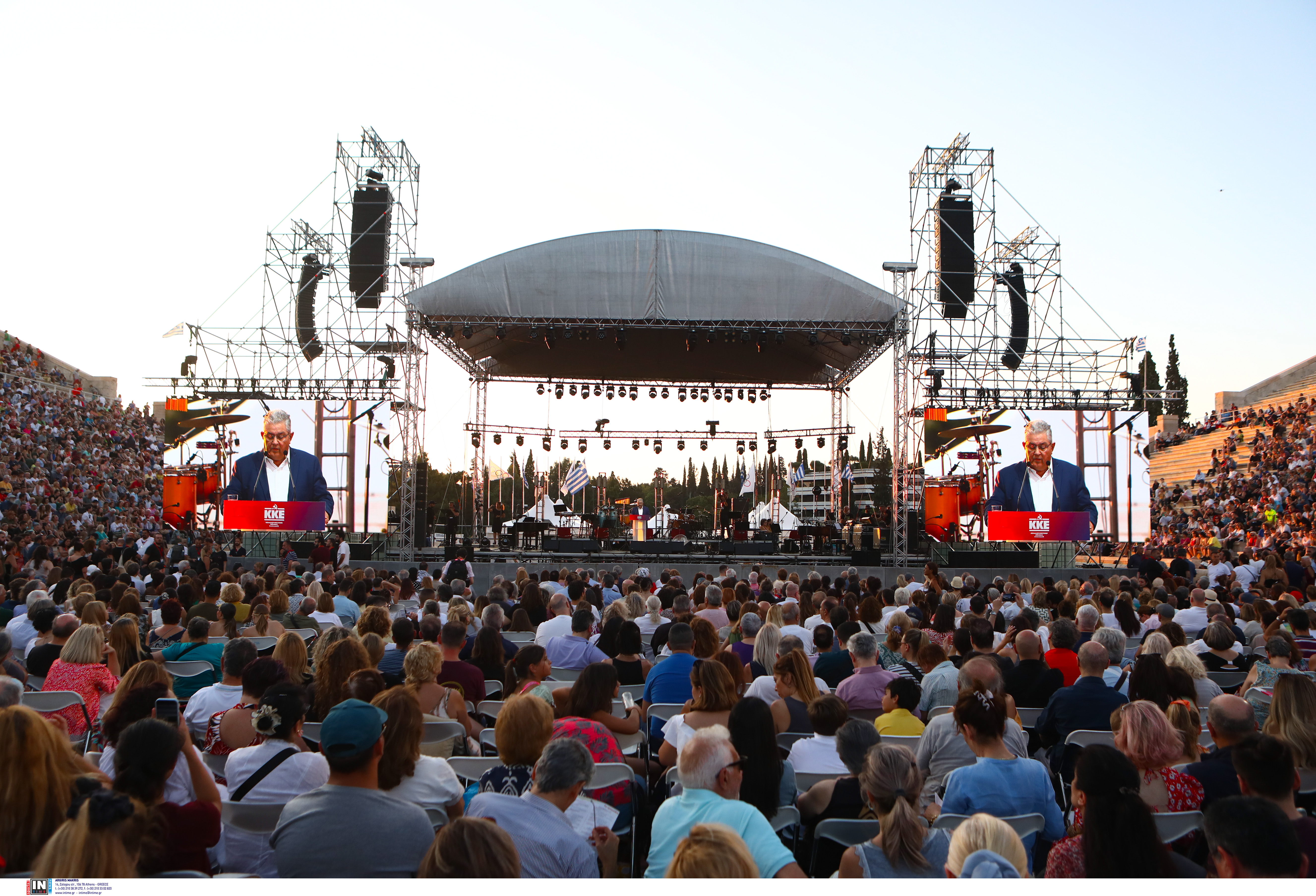 Πλήθος κόσμου στο Καλλιμάρμαρο για τα 100 χρόνια από τη γέννηση του Μίκη Θεοδωράκη-1