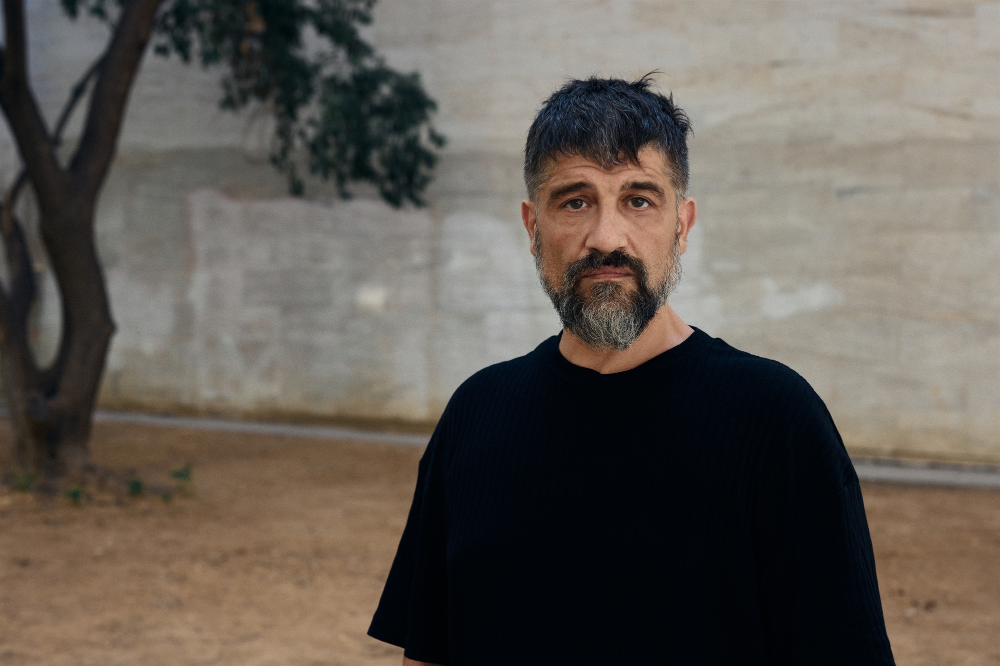 Σίμος Κακάλας στην «Κ»: Θέλω ριψοκίνδυνη κωμωδία-1