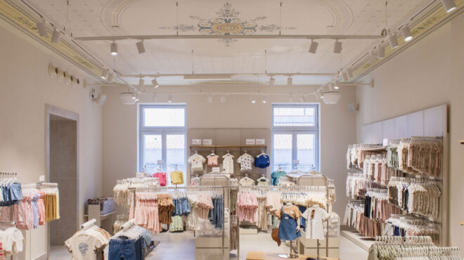 στο-τουριστικόν-το-κατάστημα-ναυα-563685082