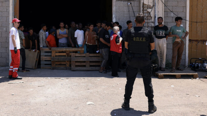 ο-χαρτοπόλεμος-σε-αιγαίο-και-μεσόγειο-563682538