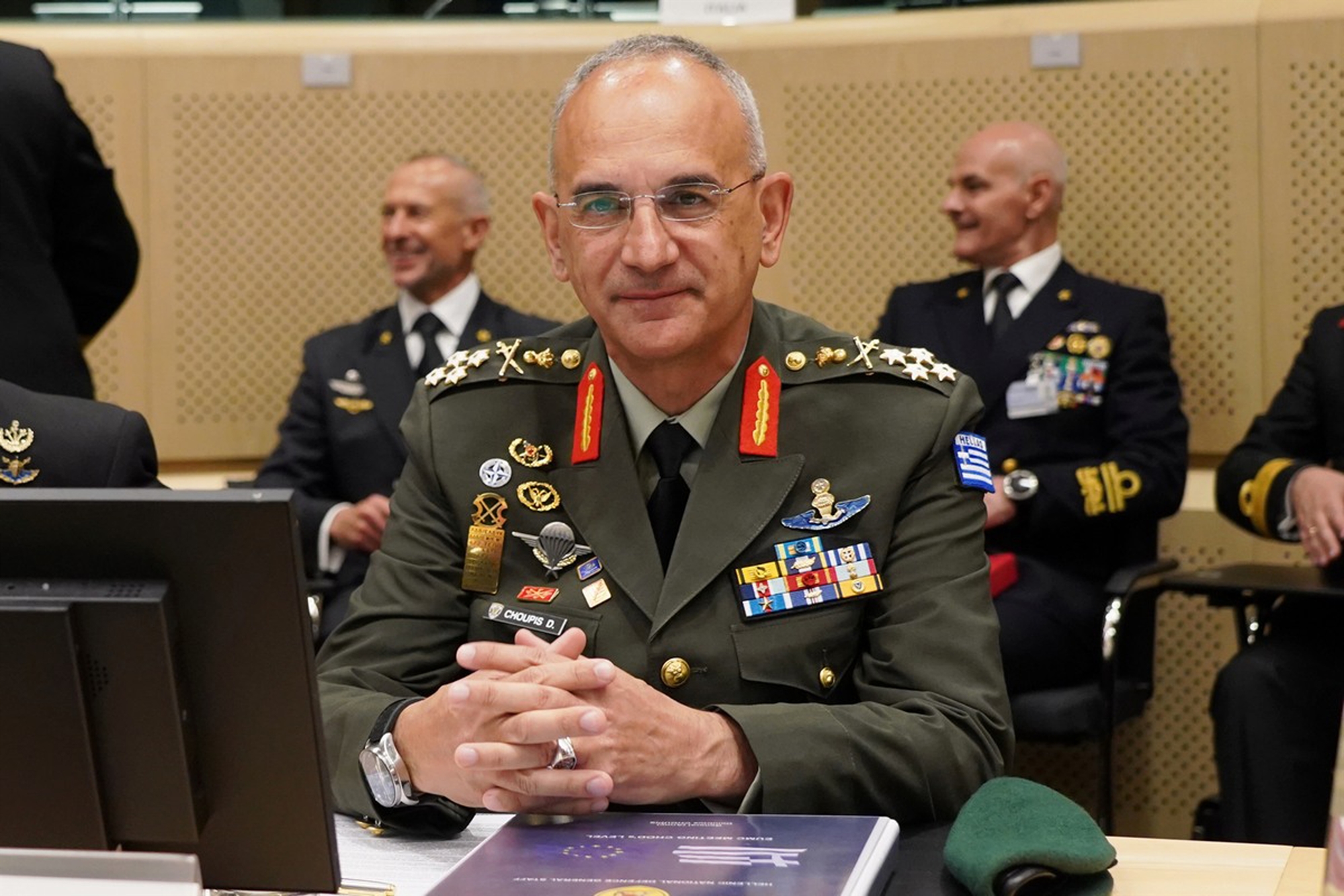 Εντός και Εκτός: Η μάχη για τις αμυντικές δαπάνες σε ΝΑΤΟ και Ε.Ε.-1