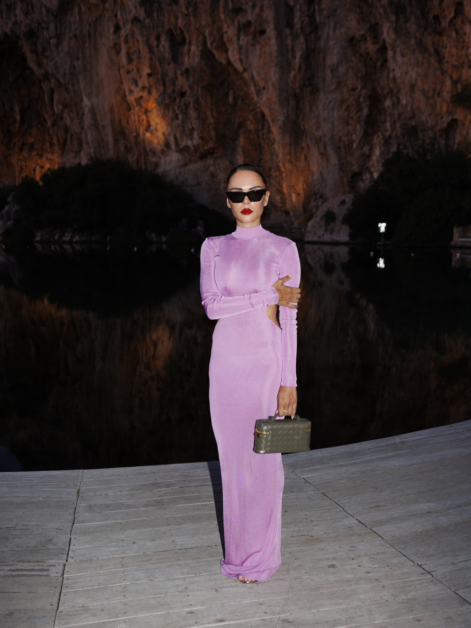 Πάρτι με εκπλήξεις από τη Vogue Greece στη Λίμνη Βουλιαγμένης-2