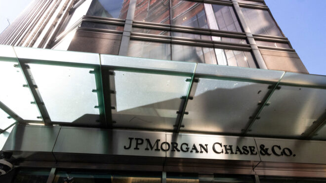 οι-μεγάλες-τράπεζες-στρέφονται-ξανά-σ-563668555