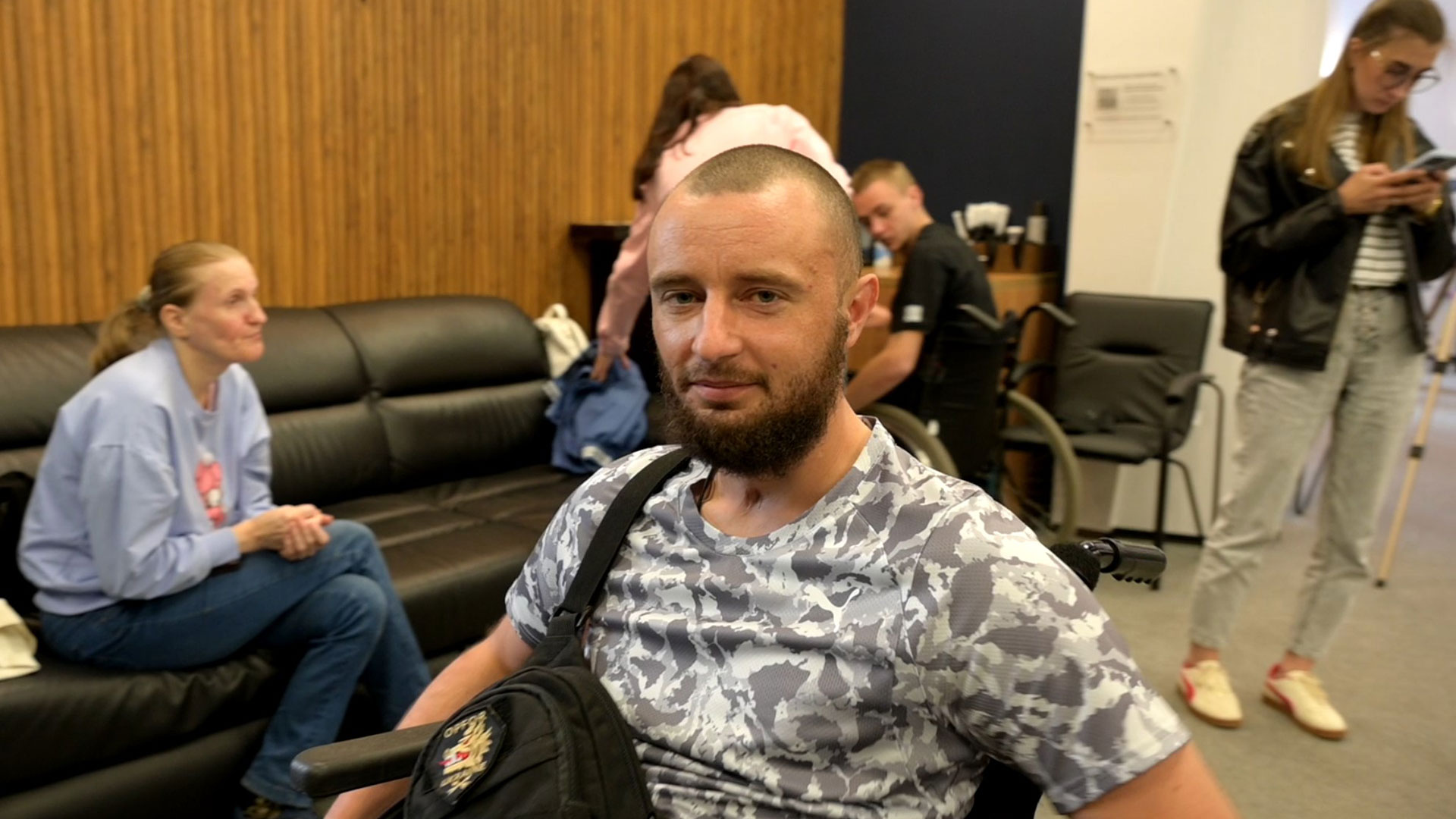 «Τους είναι πιο εύκολο να μας ακρωτηριάζουν»-7