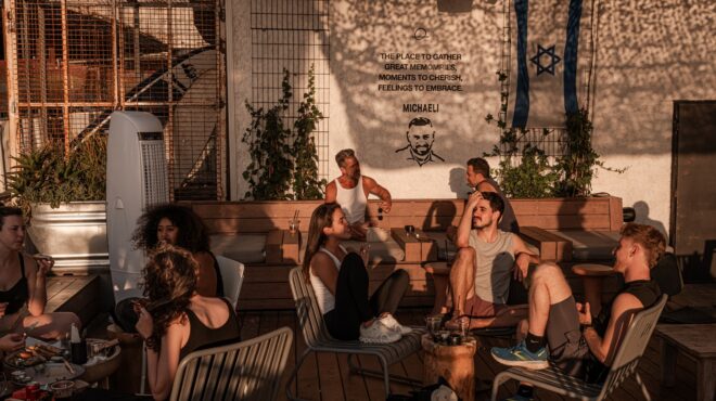 ο-σεισμός-των-12-ημερών-563687086