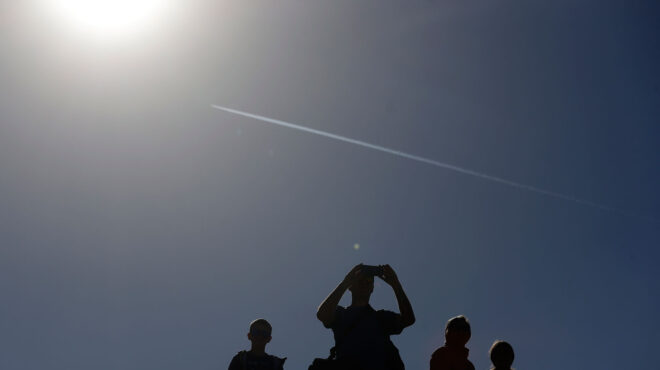 προ-των-πυλών-ο-πρώτος-καύσωνας-του-καλ-563657695