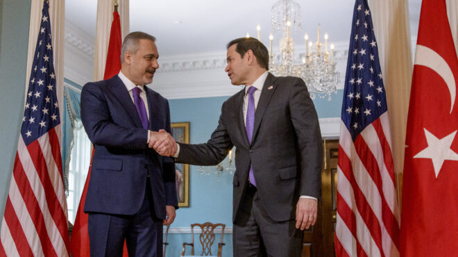 επικοινωνία-ρούμπιο-φιντάν-τι-συζή-563647705