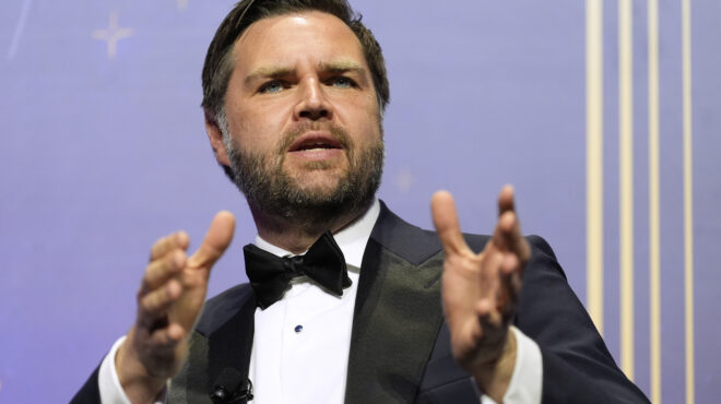 ο-τραμπ-εξετάζει-χτύπημα-στο-ιράν-κρ-563667265