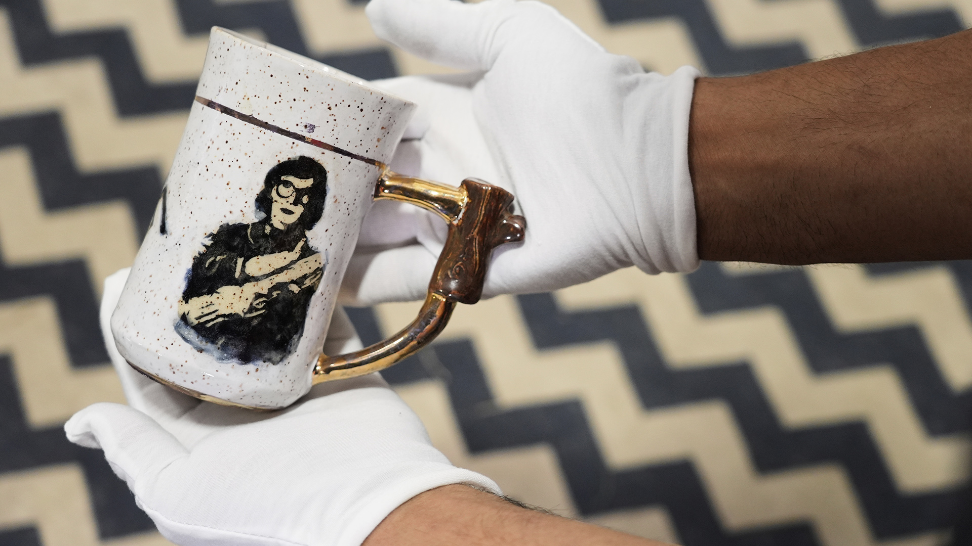 Ο «μυστήριος κόσμος» του Ντέιβιντ Λιντς σε δημοπρασία [φωτογραφίες]-1