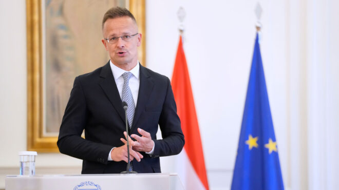 πίτερ-σίγιαρτο-στην-κ-εθνική-απόφα-563687893