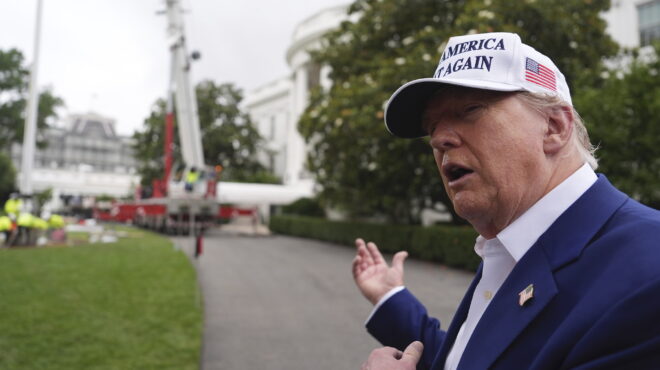 οι-ηπα-μετακινούν-αεροσκάφη-και-πλοία-563670790