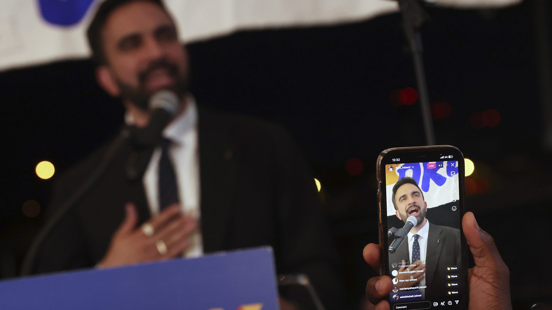 ΗΠΑ: Μπορεί η νίκη του Μαμντάνι να «ταρακουνήσει» τους Δημοκρατικούς;-1