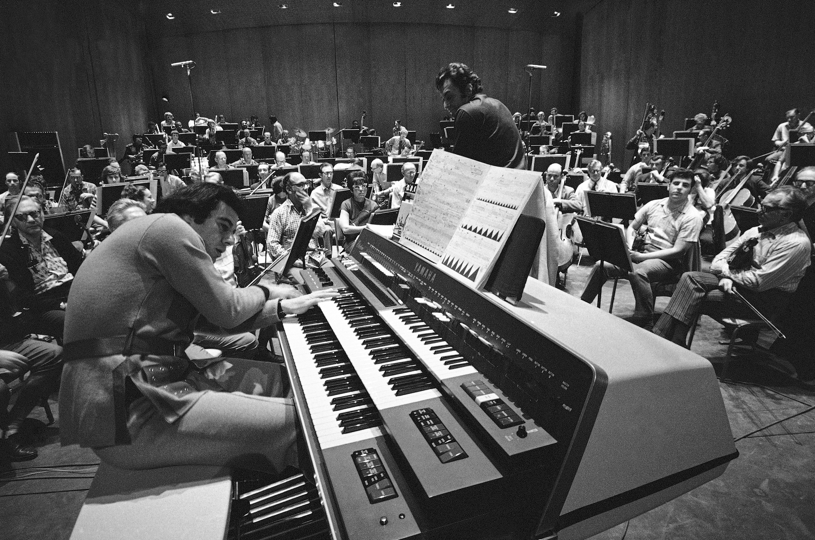 Λάλο Σίφριν: Πέθανε ο δημιουργός του «Mission Impossible» και δεκάδων άλλων θρυλικών soundtracks-2