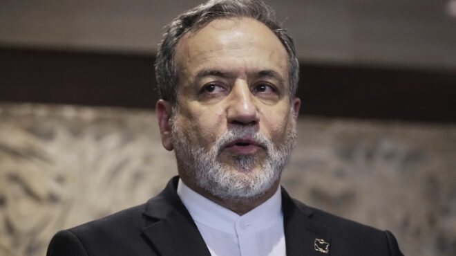 ο-iρανός-υπεξ-στη-μόσχα-για-συνομιλίες-μ-563676616