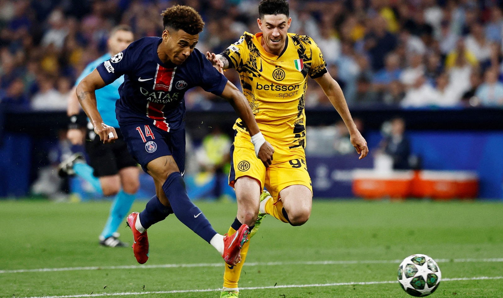 Ο 19χρονος «μεσσίας» που «φώτισε» το Παρίσι -1