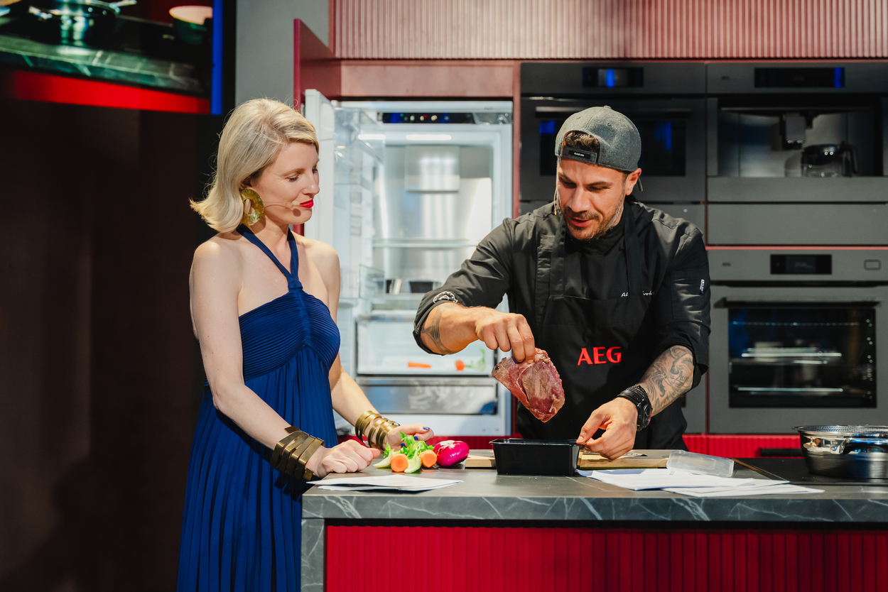 Η Electrolux Group γιορτάζει 30 χρόνια παρουσίας στην Ελλάδα και την Κροατία και φέρνει μία νέα γαστρονομική εμπειρία με τις νέες σειρές της AEG και της Electrolux-1