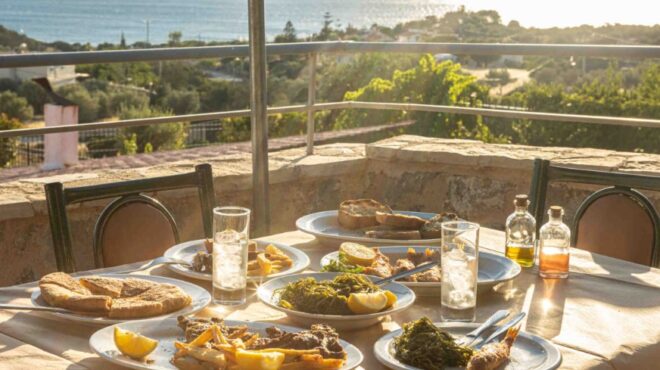 11-μαγαζιά-για-ψαράκι-και-θέα-θάλασσα-563655142