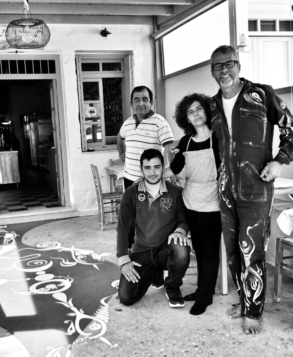 Ο Γάλλος ζωγράφος που ζει στην Κίμωλο-5