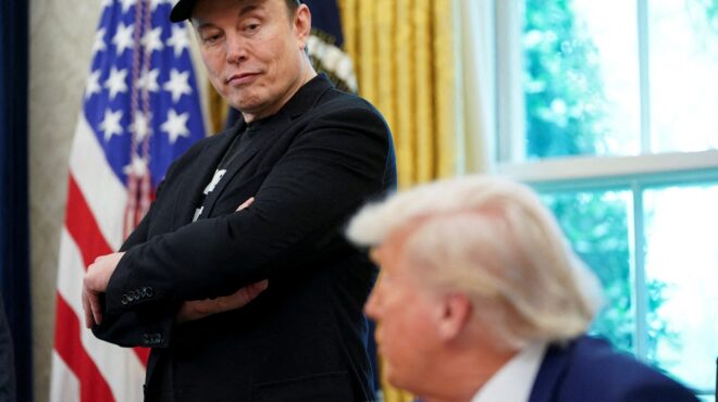 ελον-μασκ-επέστρεψε-στον-λευκό-οίκο-γι-563651194