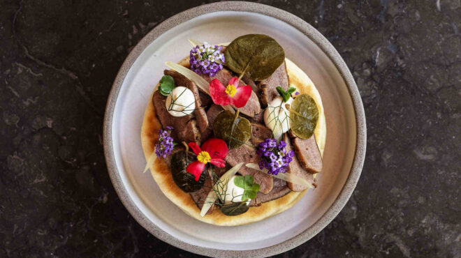 costa-navarino-o-nίκος-μπίλλης-και-o-αλέξανδρος-τσιοτ-563676721