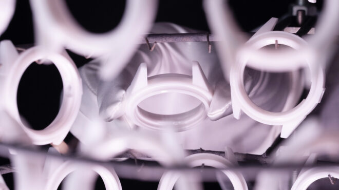 κεραμικά-its-a-kind-of-magic-στο-περιοδικό-hours-την-563660506