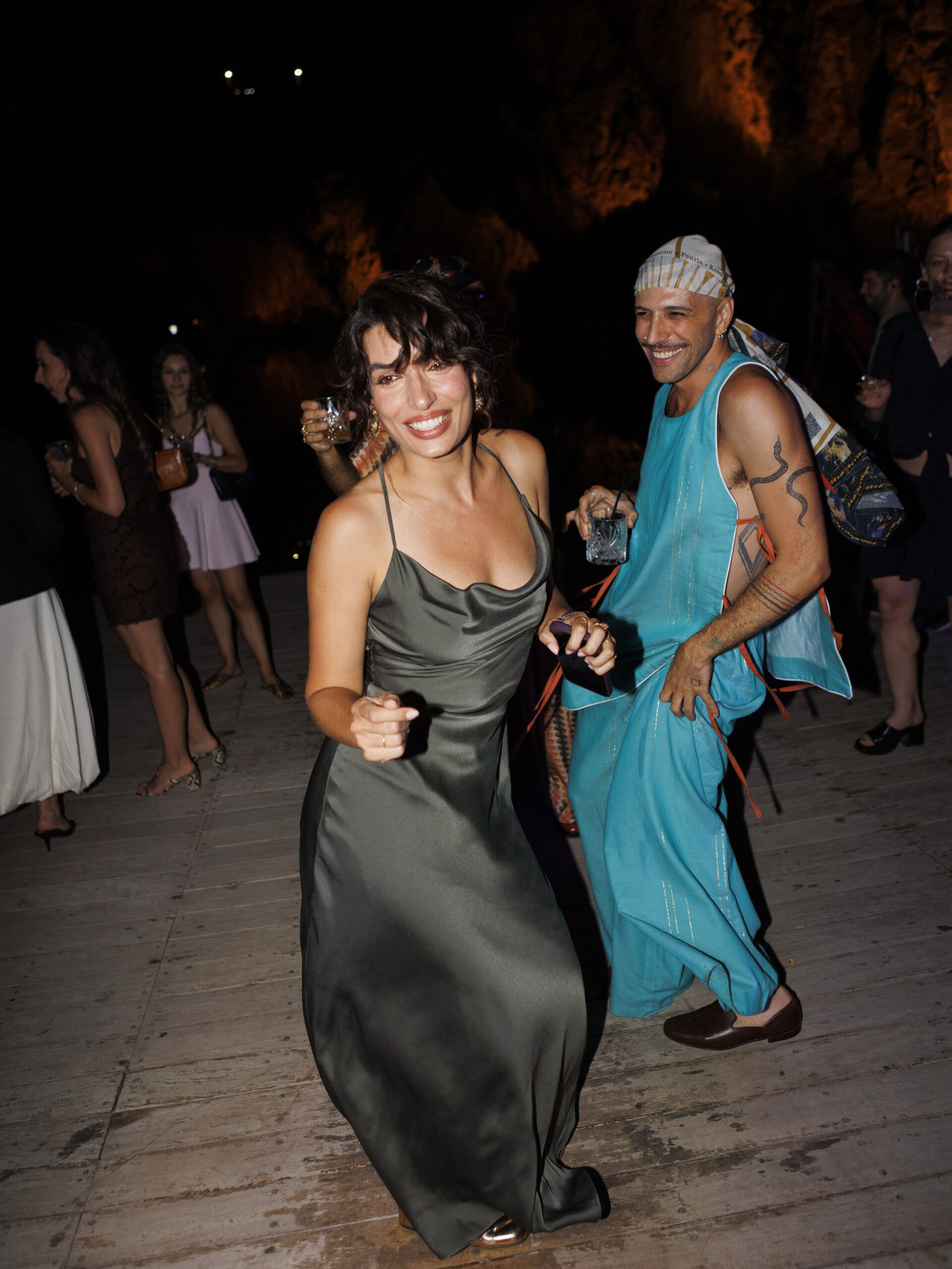 Πάρτι με εκπλήξεις από τη Vogue Greece στη Λίμνη Βουλιαγμένης-8