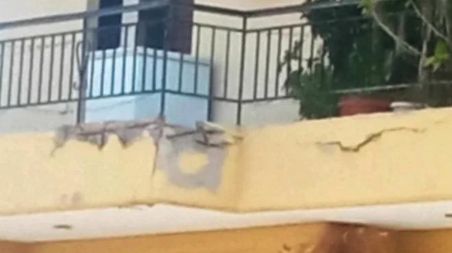 πάτρα-νέο-περιστατικό-με-πτώση-σοβάδω-563651758