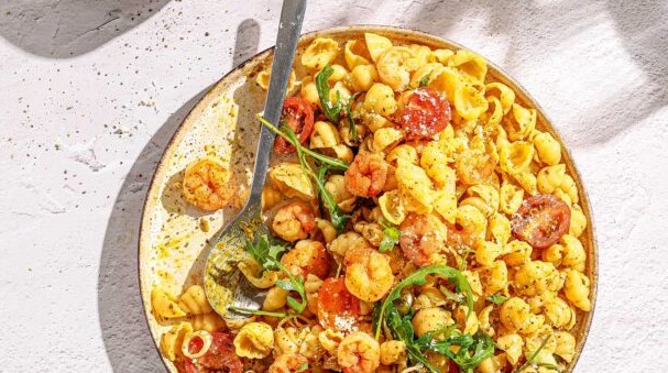 σαλάτα-με-κοχυλάκι-γαρίδες-και-ελαφρύ-563664970