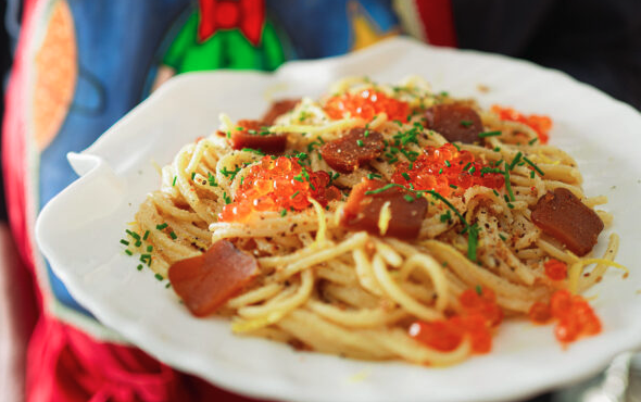 λινγκουίνι-με-τρία-αυγά-ταραμά-μπακ-563677270