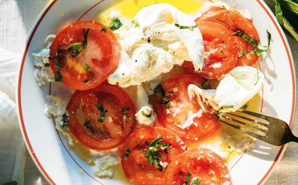 caprese-η-κατά-πέσκια-δεύτερη-καλύτερη-σαλά-563677285