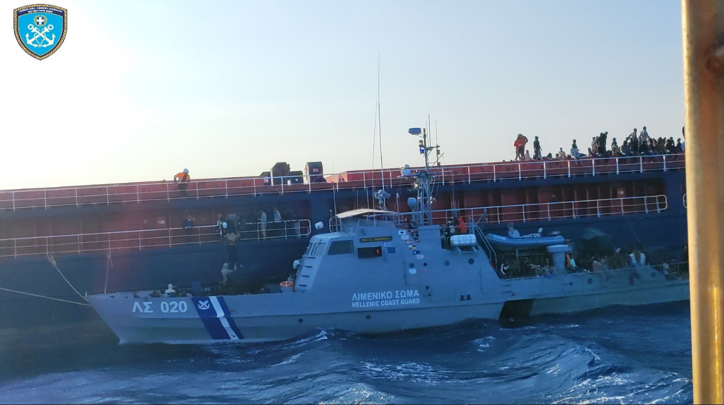 Λιμενικό:  Συνελήφθησαν τέσσερις διακινητές μετά τη διάσωση 501 μεταναστών νότια της Κρήτης-1