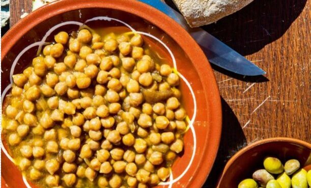 η-ρεβυθάδα-της-κυριακής-23-καλοχυλωμένε-563688526