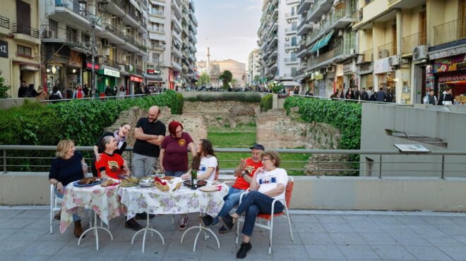 μια-ολόκληρη-γειτονιά-στη-θεσσαλονίκ-563663965