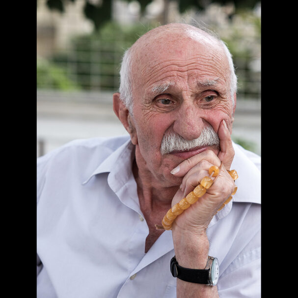 ζούμε-μαζί-80-χρόνια-εγώ-και-η-σφαίρα-563675851