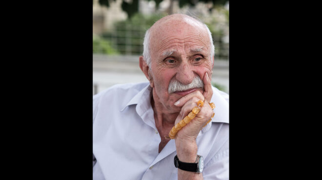 ζούμε-μαζί-80-χρόνια-εγώ-και-η-σφαίρα-563675851