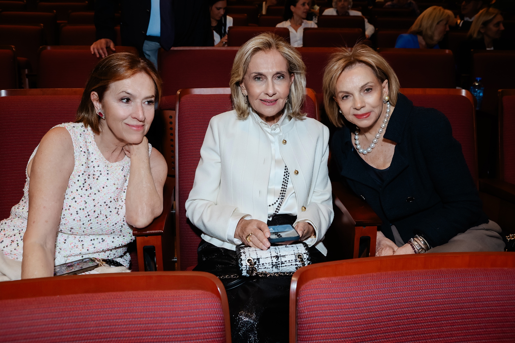 Ο οργανισμός Lifeline Hellas στέκεται με αφοσίωση στο πλευρό παιδιών και νηπίων-1