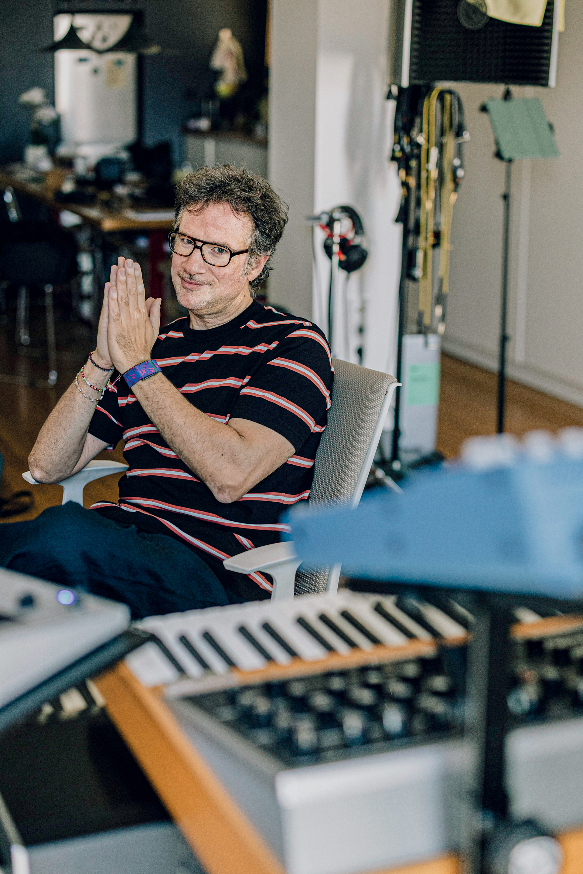 Κωστής Μαραβέγιας VS Τεχνητή Νοημοσύνη. Ποιος θα κερδίσει;-2