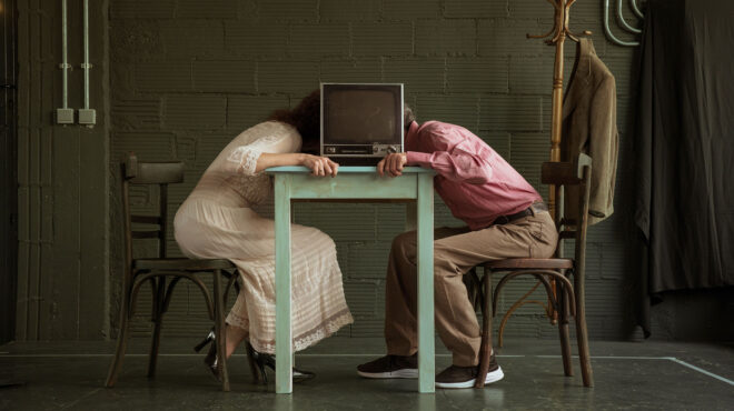 δύο-ζευγάρια-σε-χορογραφία-για-τη-μελέ-563680915