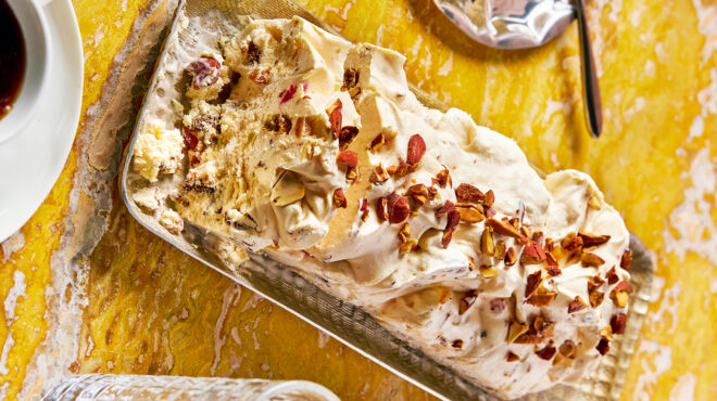 καιρός-δροσερή-καλοκαιρινή-μέρα-πο-563673130