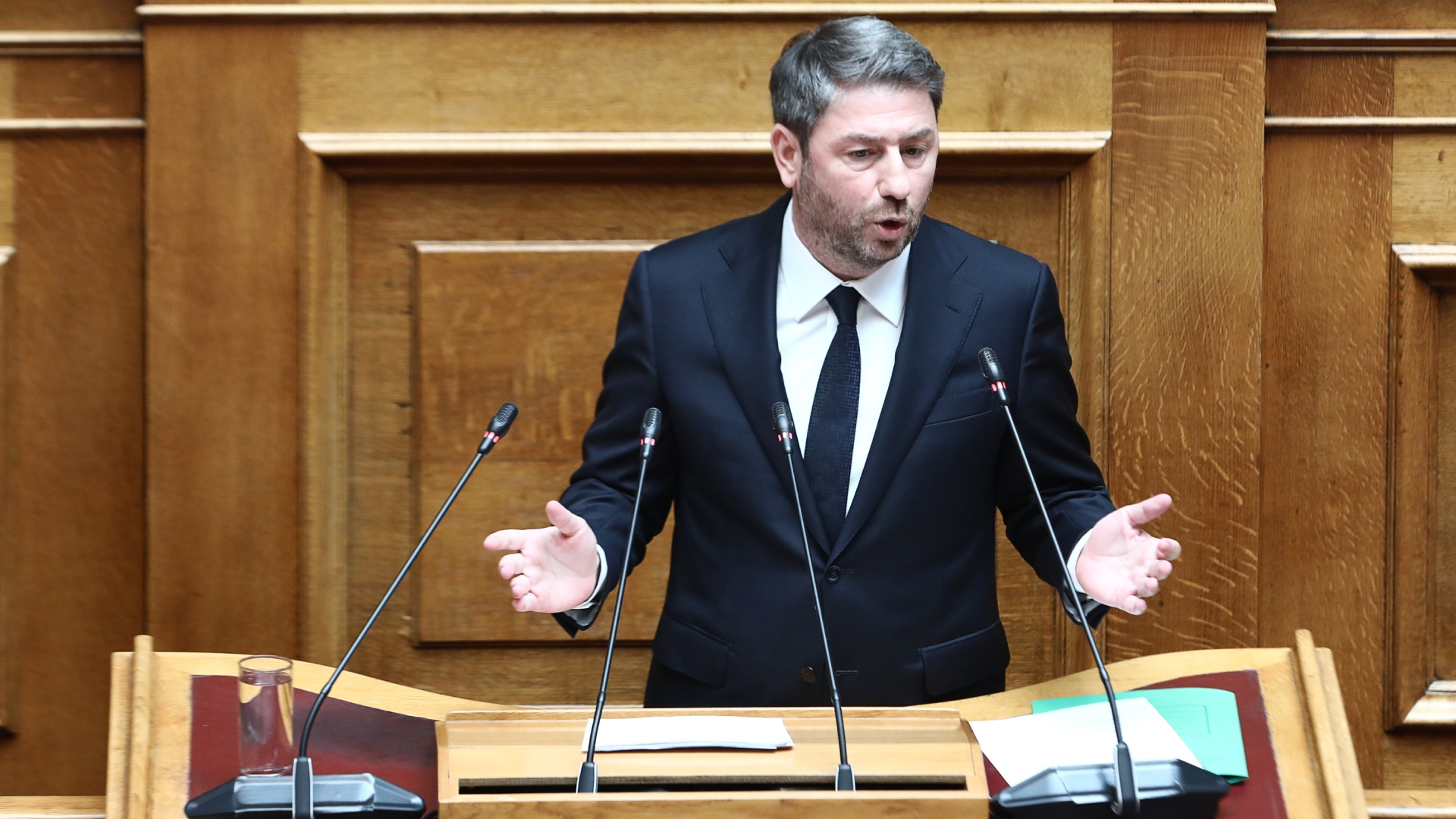 Τέμπη: Live η συζήτηση στη Βουλή για  τη σύσταση Προανακριτικής-2