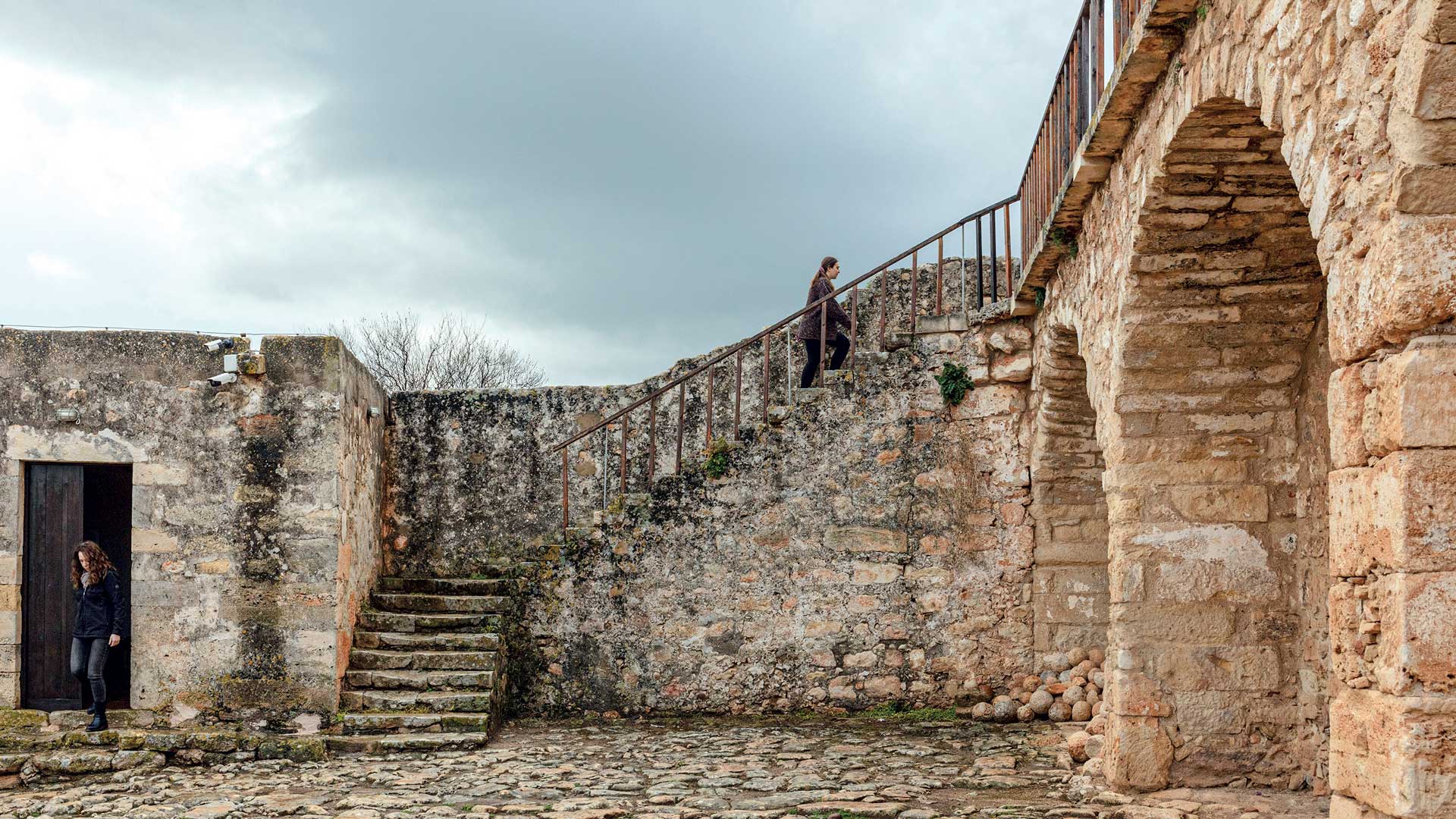 Απτερα: Η αρχαία πόλη πιο ζωντανή από ποτέ-1
