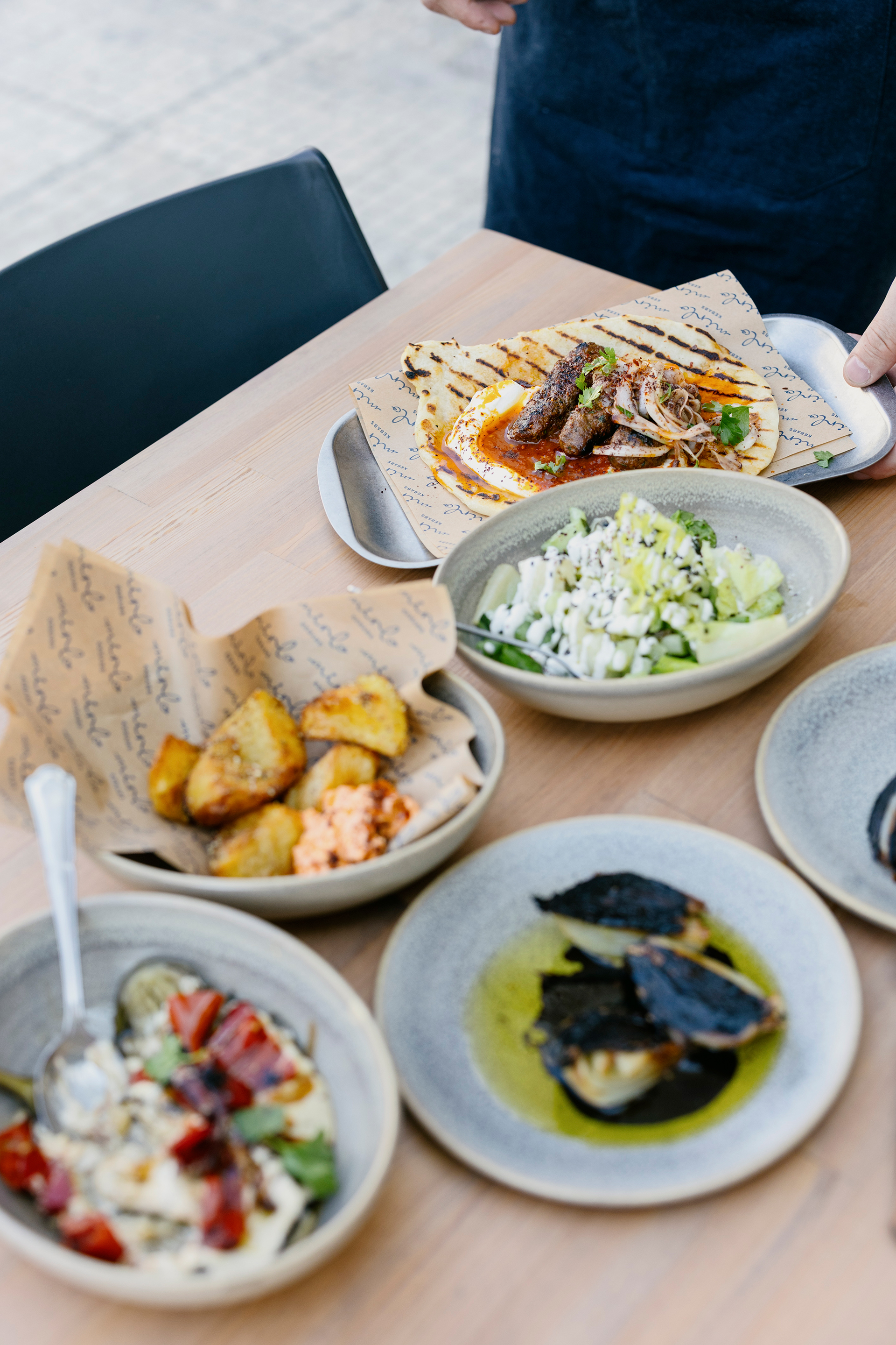 Για κεμπάπ στο Mirlo-2