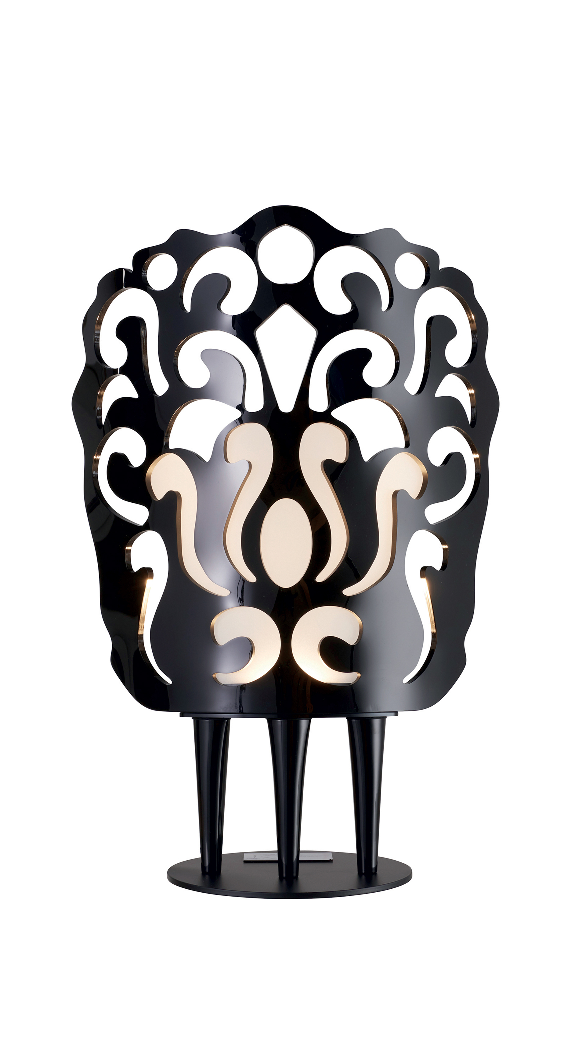 Υπάρχουν έπιπλα με υπογραφή Αλμοδοβάρ;-3