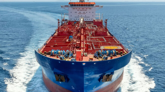 στα-ύψη-οι-ναύλοι-των-τάνκερ-λόγω-κινδύ-563675209