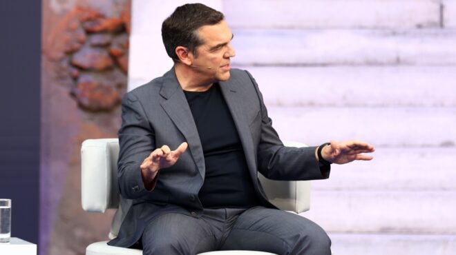 νέος-παλιός-τσίπρας-563652385