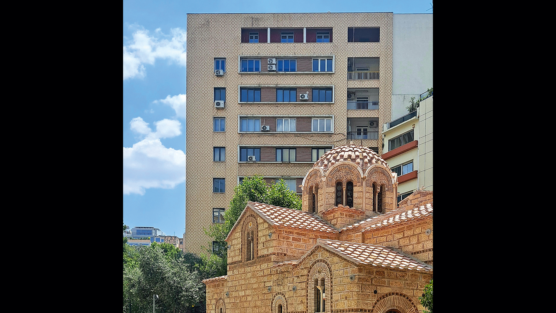 το-παλίμψηστο-της-πλατείας-κλαυθμώνο-563663803