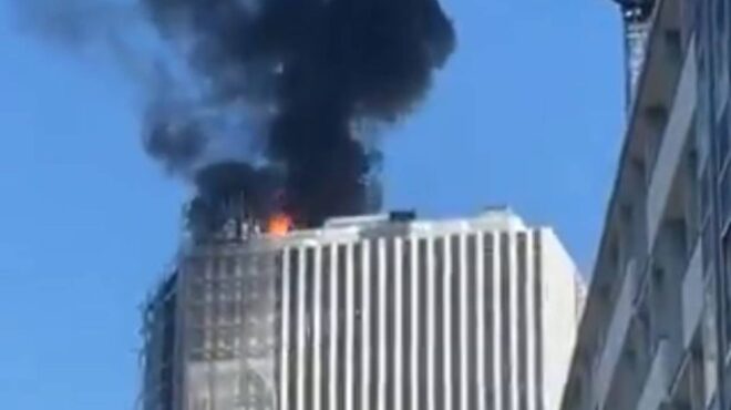 βερολίνο-φωτιά-σε-πολυώροφο-κτίριο-563689714